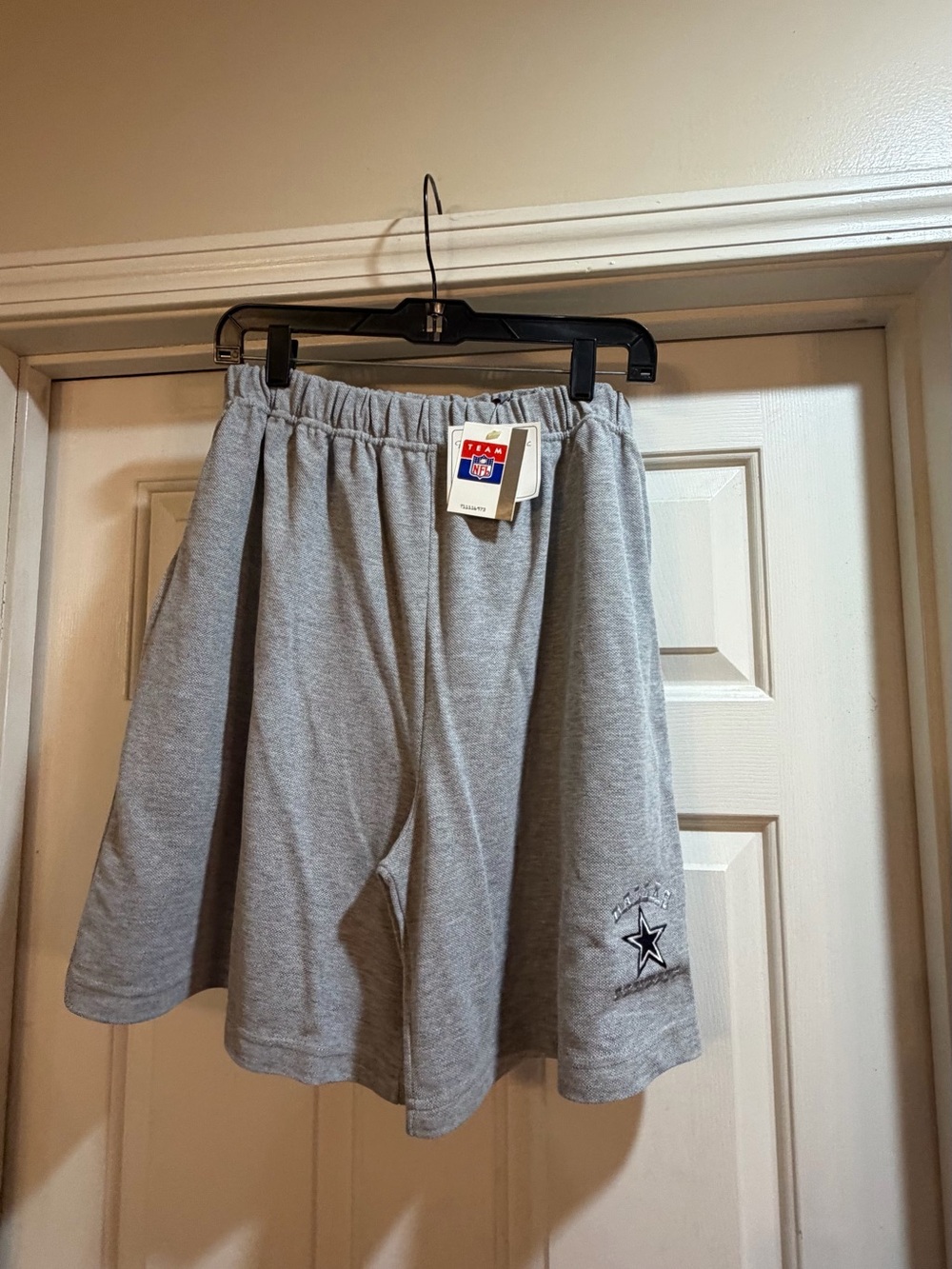 NFL Dallas Cowboys Logo Gray Shorts with Star Accent #dallas #cowboys #nwt #nfl